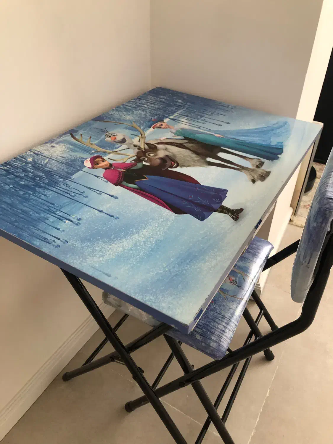 میز مطالعه|اسباب و اثاث بچه|بندرعباس, |دیوار