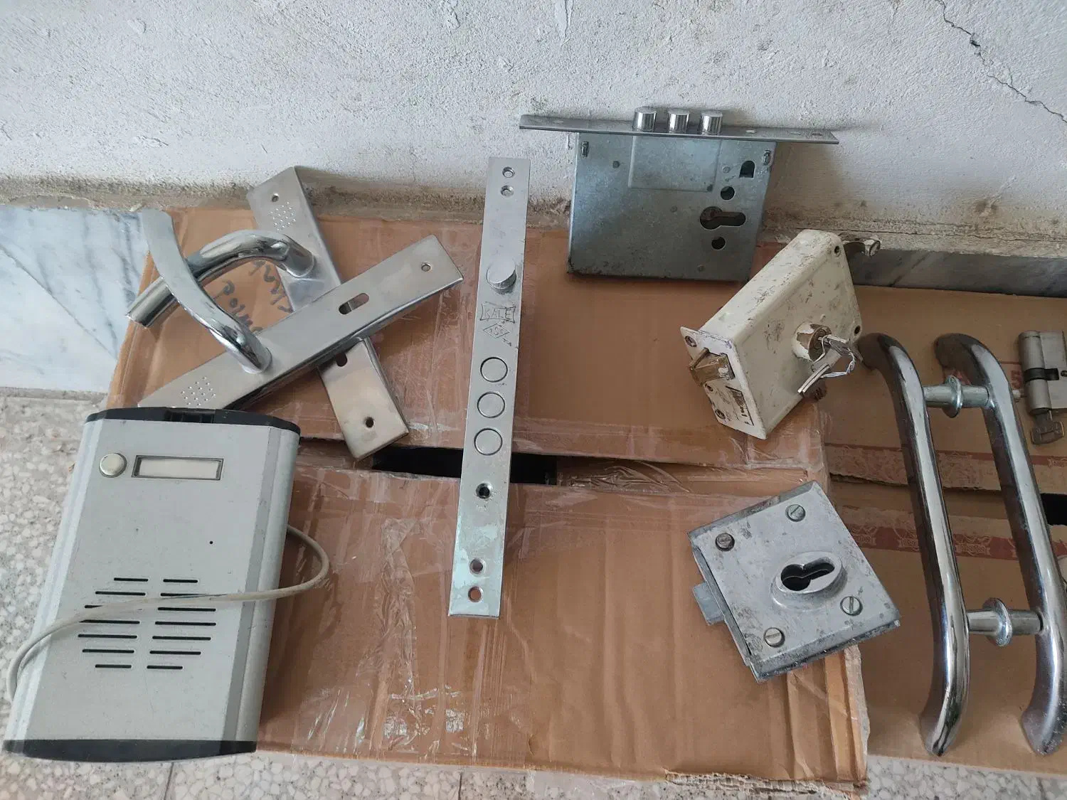 فلش تانک بزرگ|لوازم سرویس بهداشتی|بجنورد, |دیوار