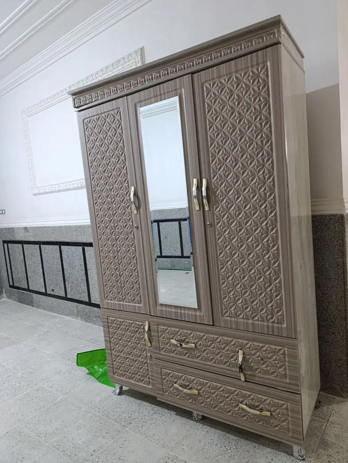 کمد ایستاده|جاکفشی، کمد، دراور|ایرانشهر, |دیوار