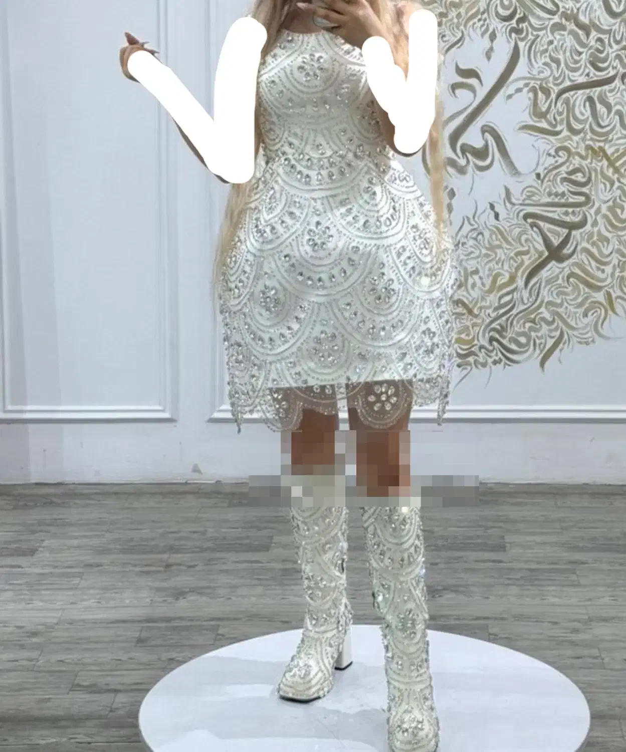 پیر،اهن عروس کوتاه با چکمه|لباس|سبزوار, عظیمیان|دیوار