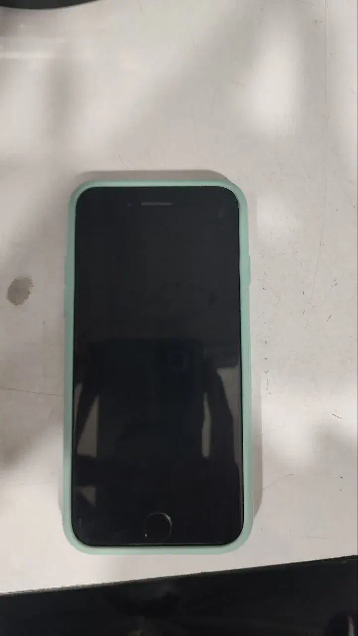 iPhone SE 2020|موبایل|کرج, اسلام‌آباد|دیوار