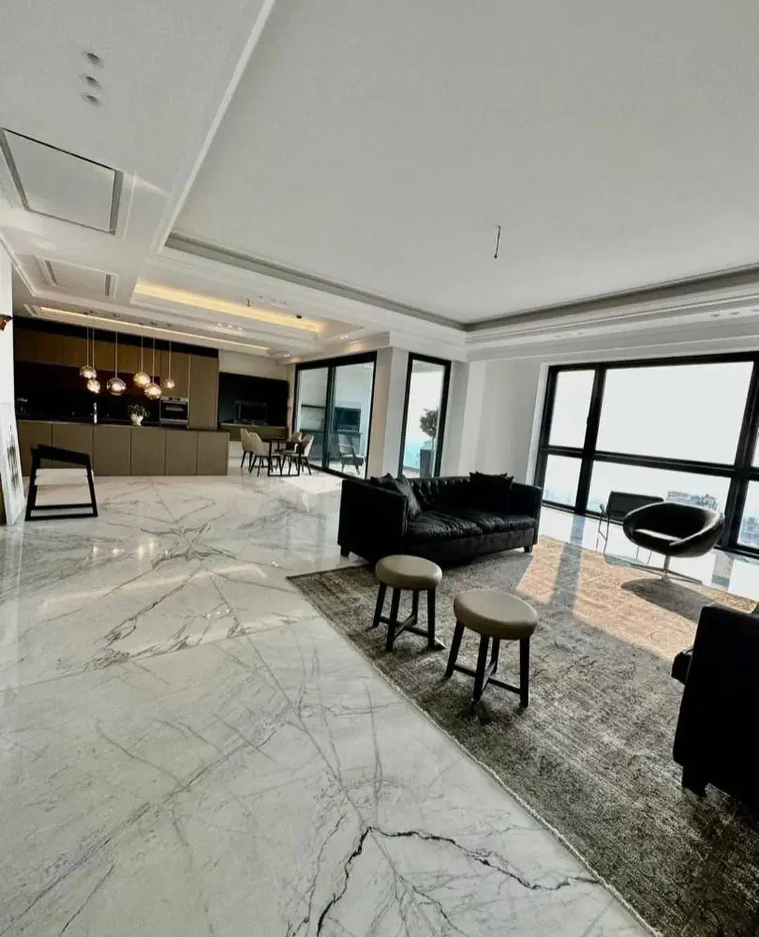 370متر*full modern*کلید نخورده*ویو کل تهران