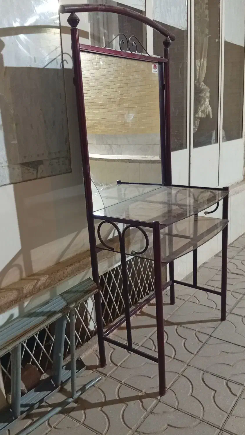 میزآیینه|بوفه، ویترین، کنسول|یزد, |دیوار