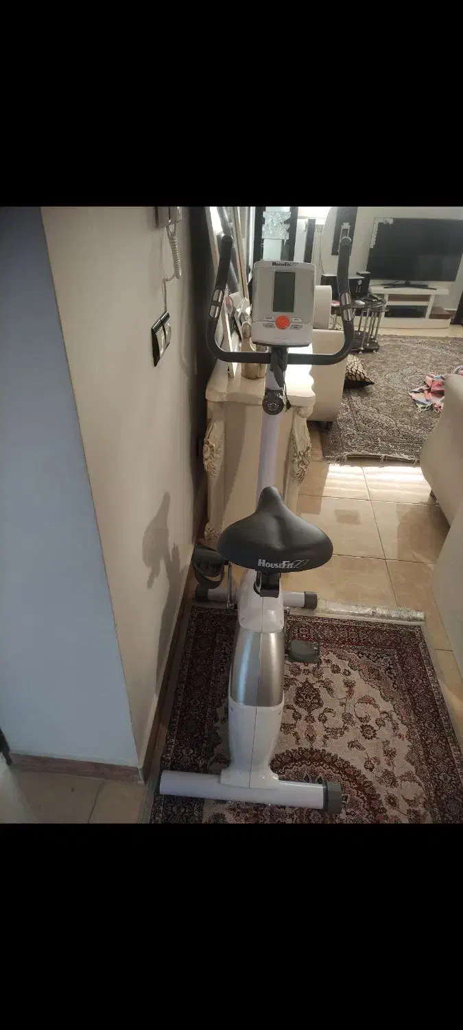 دوچرخه ثابت در حد نو|تجهیزات ورزشی|کازرون, |دیوار