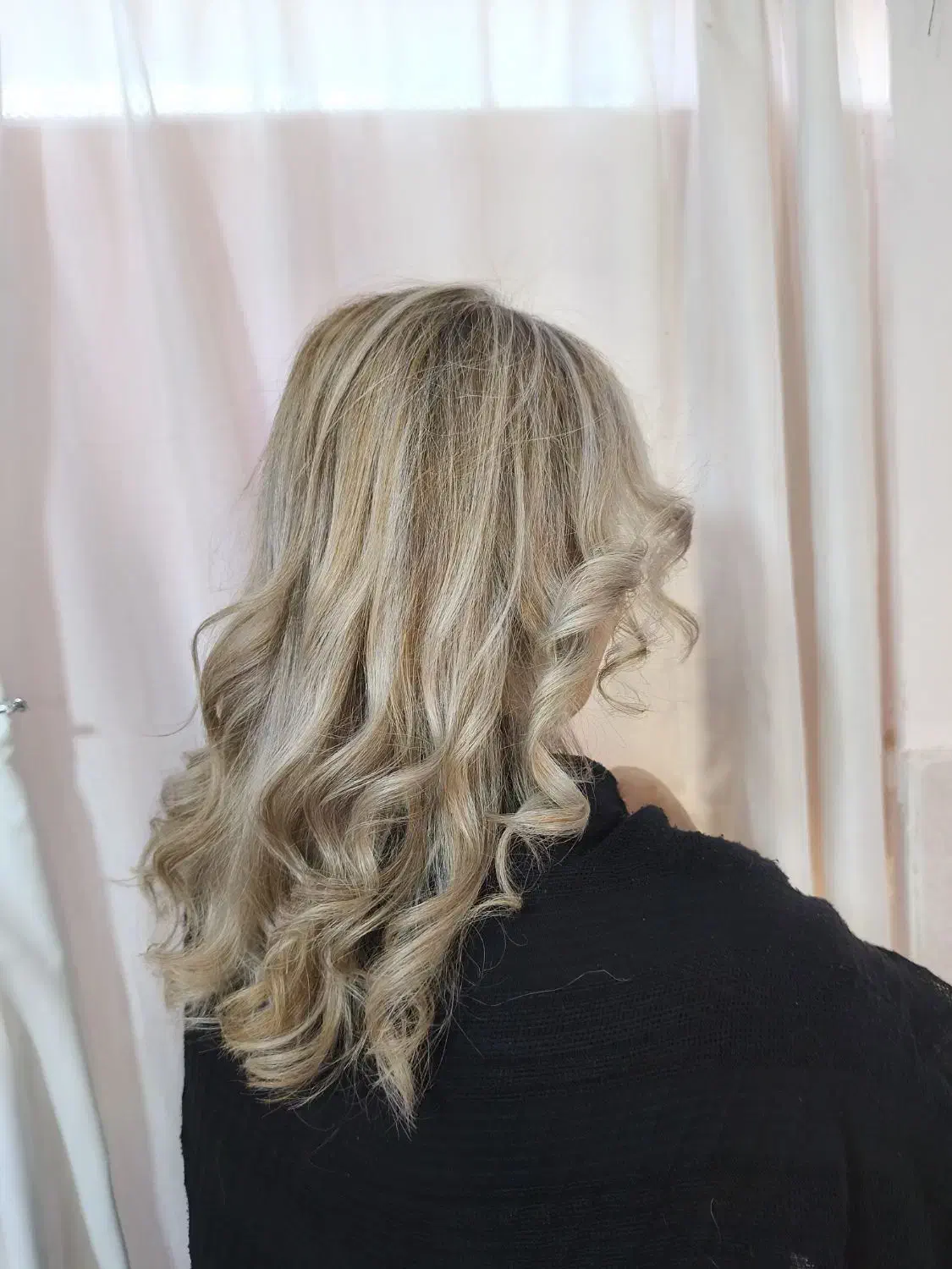 رنگ ولایت اقتصادی|خدمات آرایشگری و زیبایی|شیراز, انجیره|دیوار