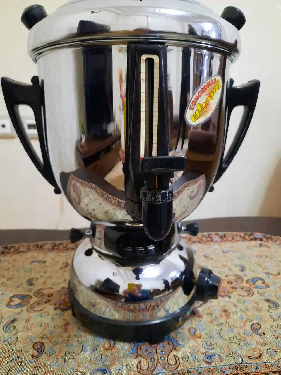 سماور نو زمردیان|سماور، چایساز، قهوهساز|آستانه اشرفیه, |دیوار