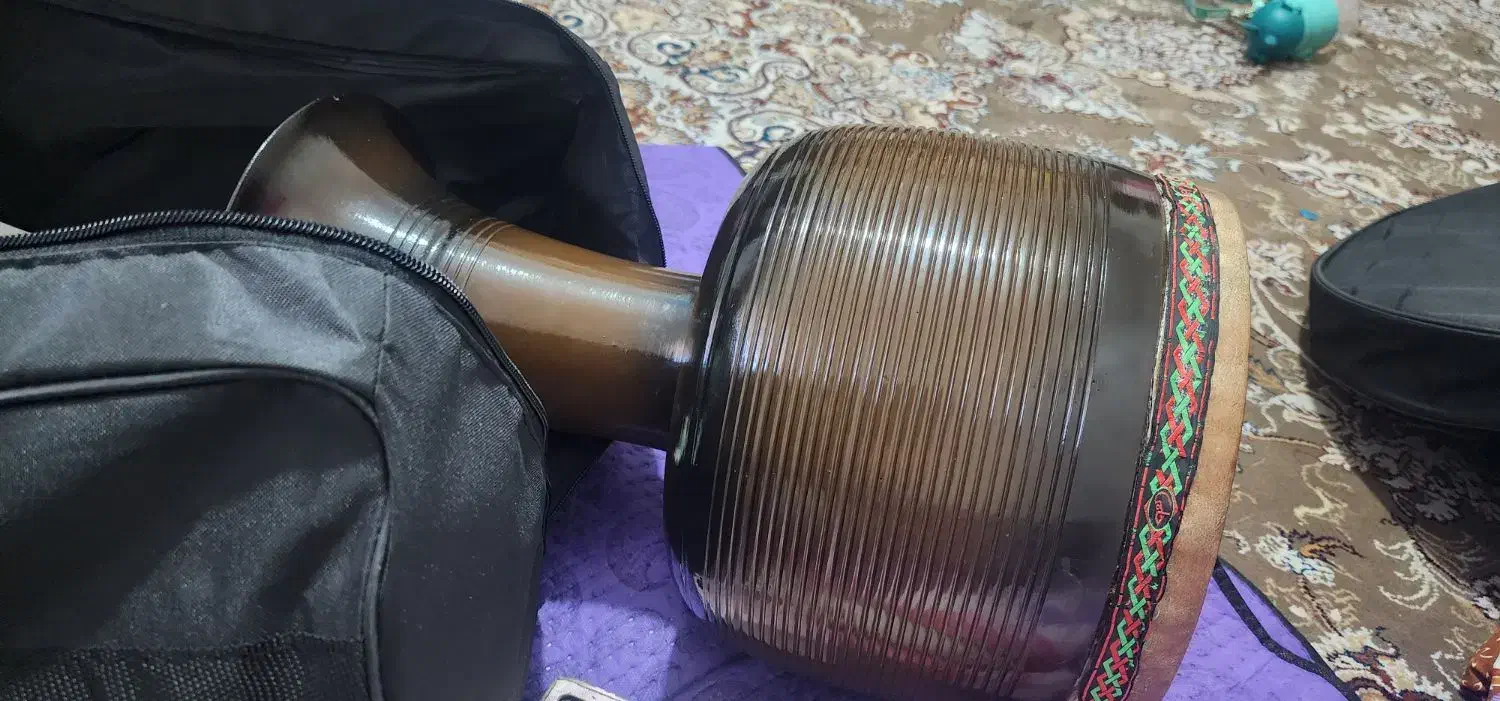 تنبک|سازهای سنتی|ساری, |دیوار