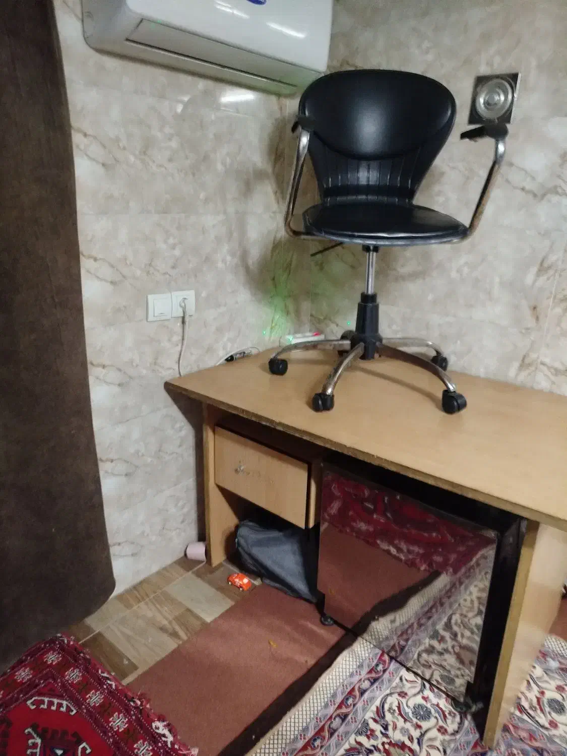 میز و صندلی|صندلی و نیمکت|آق قلا, |دیوار