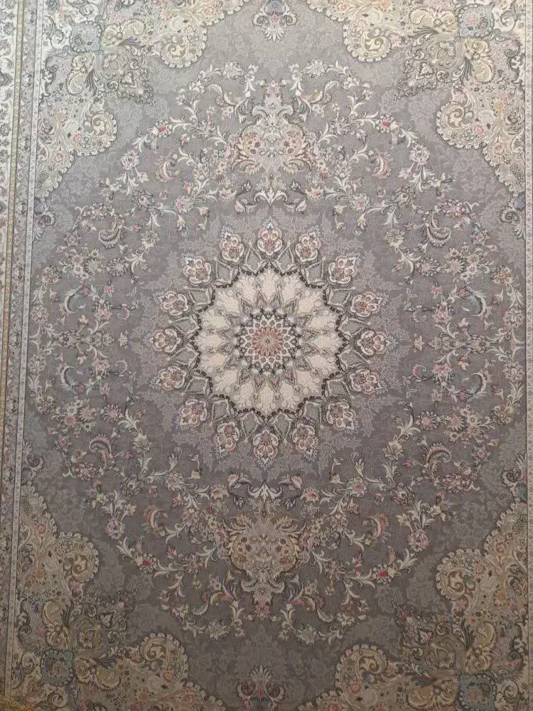 فرش نو آکبند۷۰۰شانه زمرد۱۲متری از پلاستیک درنیومده|فرش|مشهد, ولیعصر (شهرک غرب)|دیوار