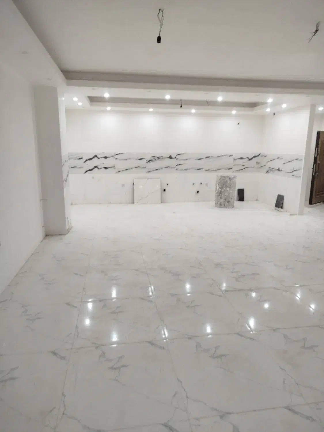 ۱۳۰ متر نورگیر پارکینگ اختصاصی نوساز|فروش آپارتمان|محمدشهر, محمدشهر|دیوار