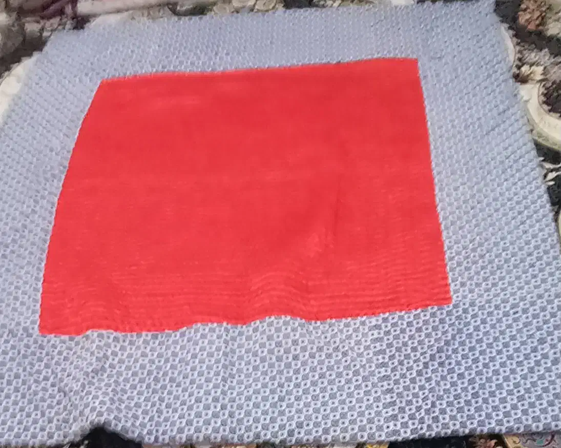 لحاف یک نفره|رختخواب، بالش، پتو|زرندیه, |دیوار