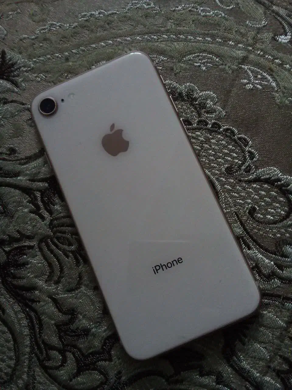 iPhone 8|موبایل|قم, پردیسان|دیوار