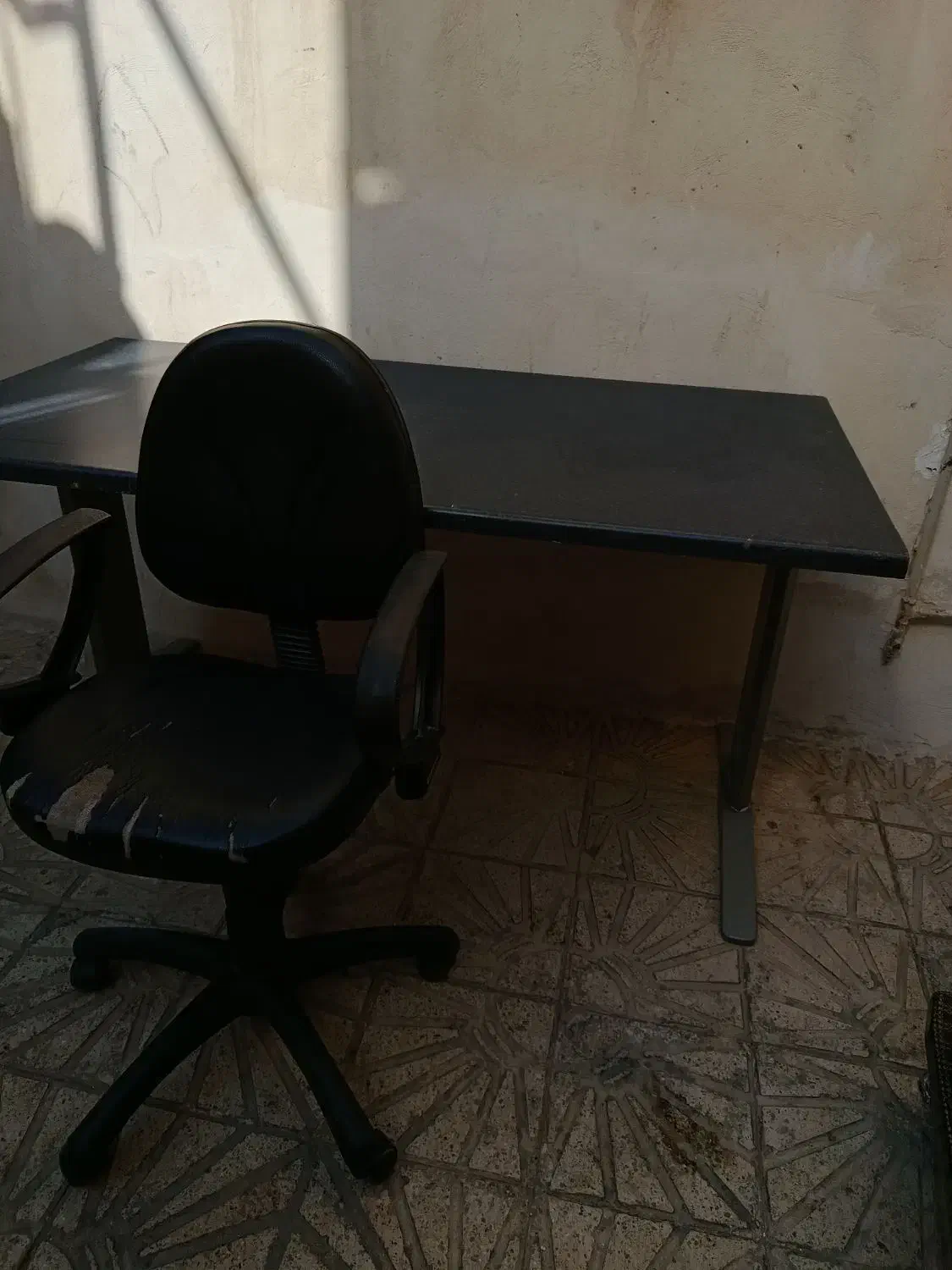 صندلی و میز اداری|مبلمان اداری|پاکدشت, حصار امیر|دیوار