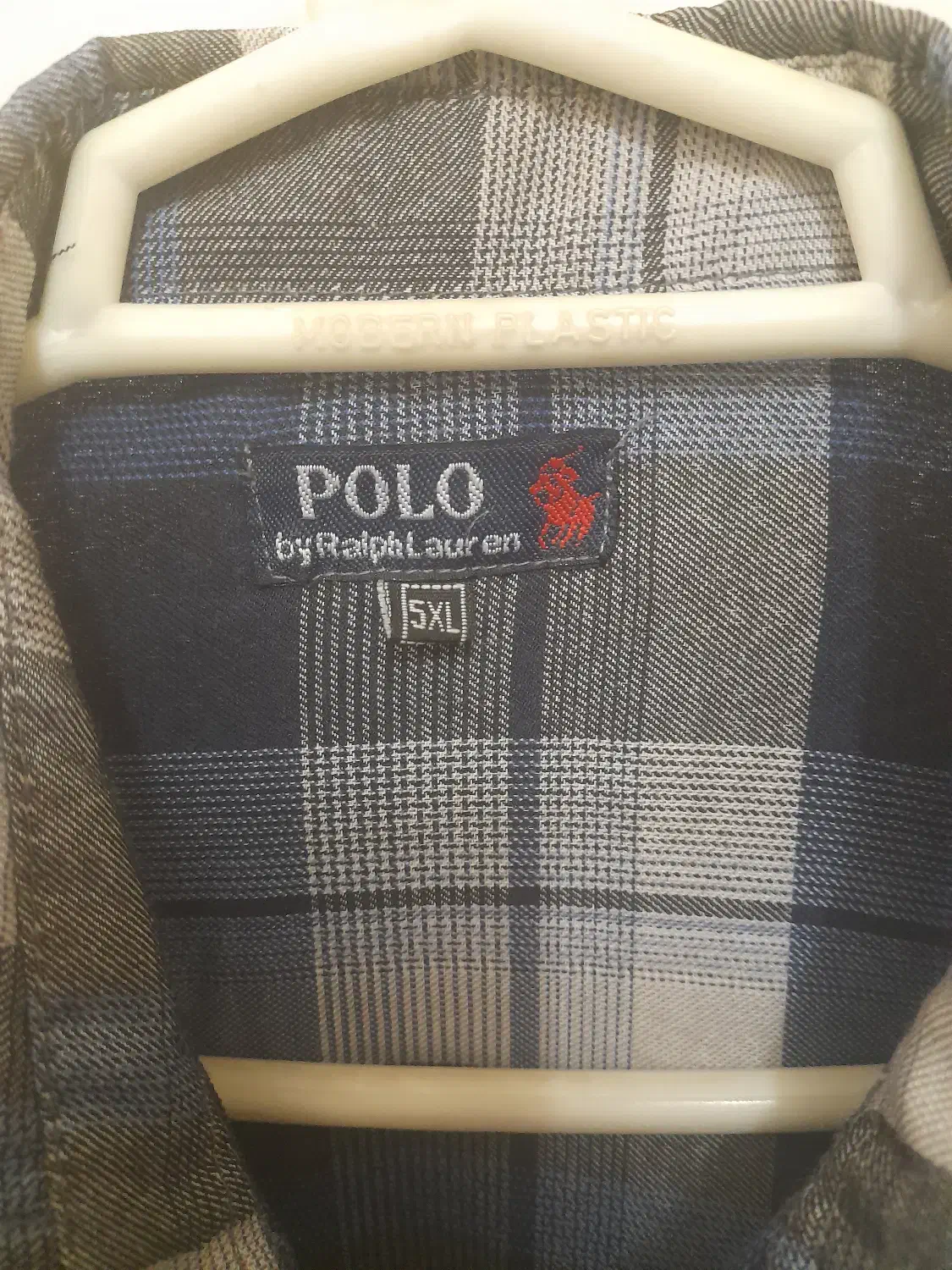 پیراهن|لباس|شیراز, تل حسین‌آباد|دیوار