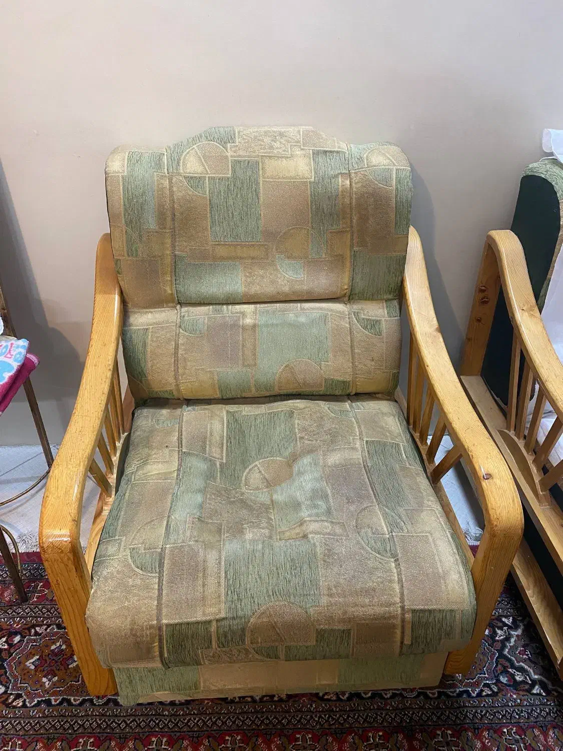 مبل ۷نفره قدیمی|مبلمان خانگی و میز عسلی|مشهد, گوهرشاد|دیوار