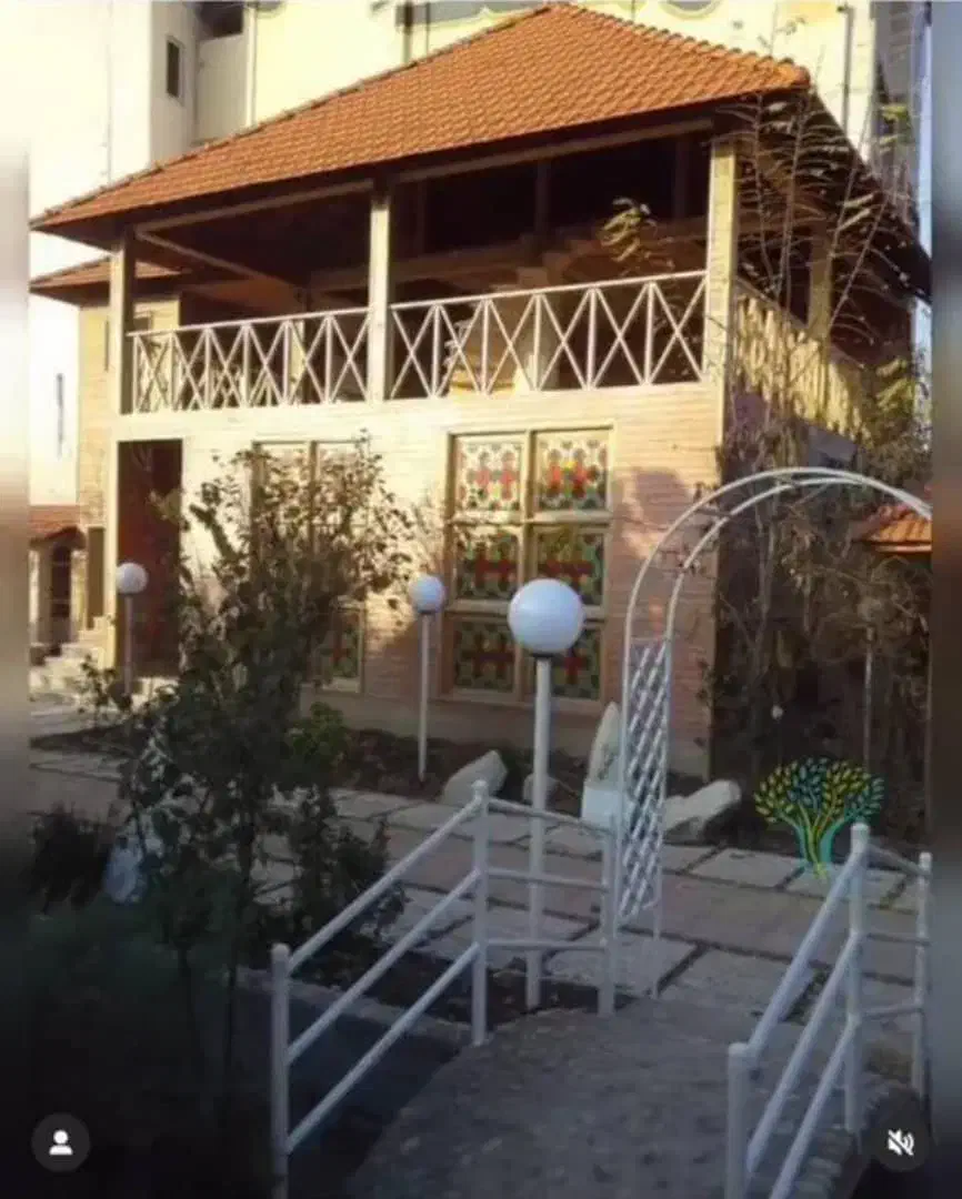 درب و پنجره چوبی شیشه رنگی دکوراتیو|مصالح و تجهیزات ساختمان|ساری, |دیوار