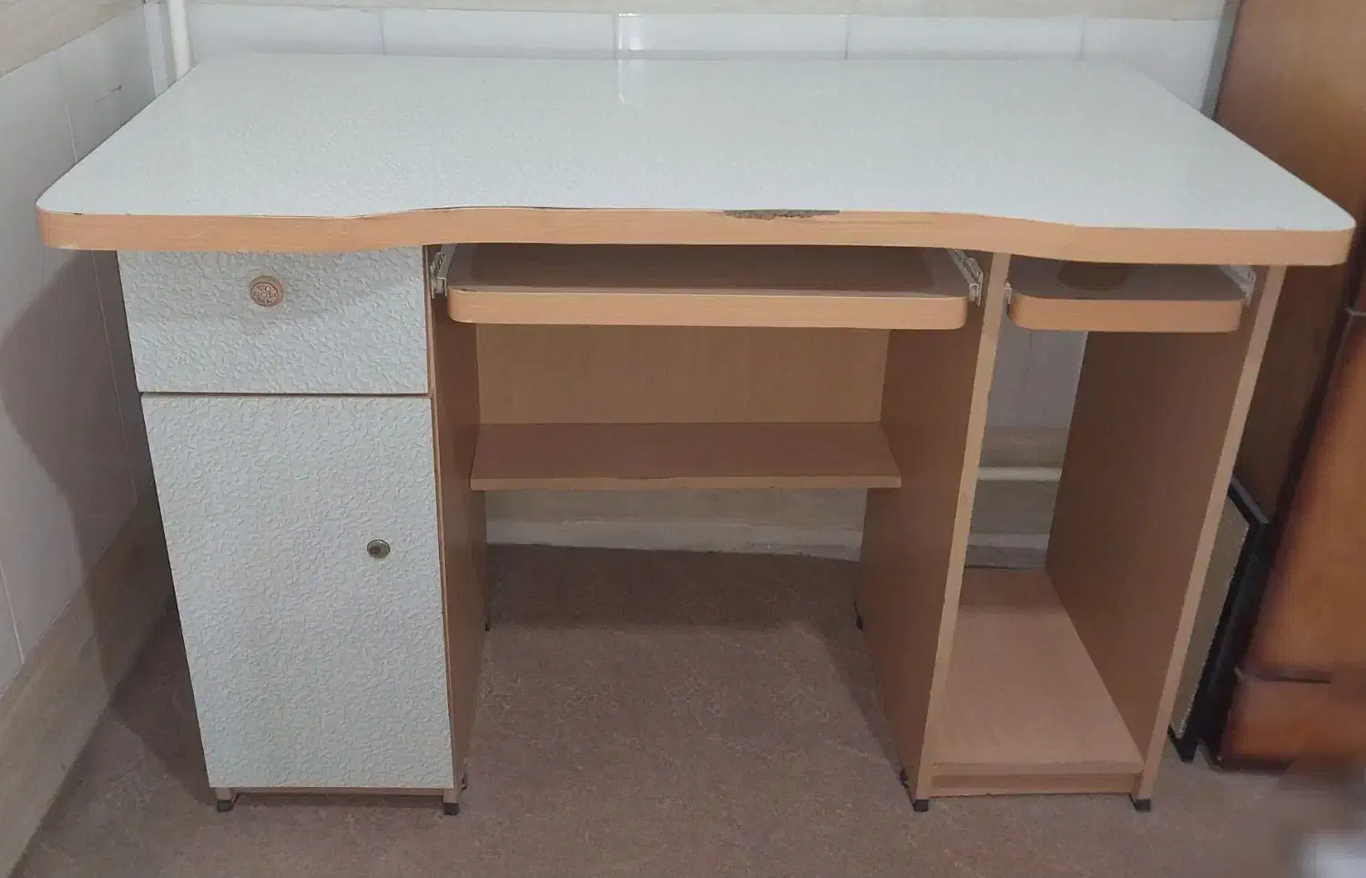 میز کامپیوتر|میز تحریر و کامپیوتر|قم, زنبیل آباد|دیوار