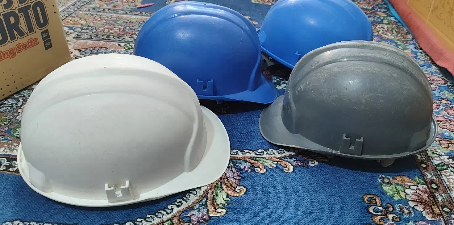 کلاه کار|لباس|بندر ماهشهر, |دیوار