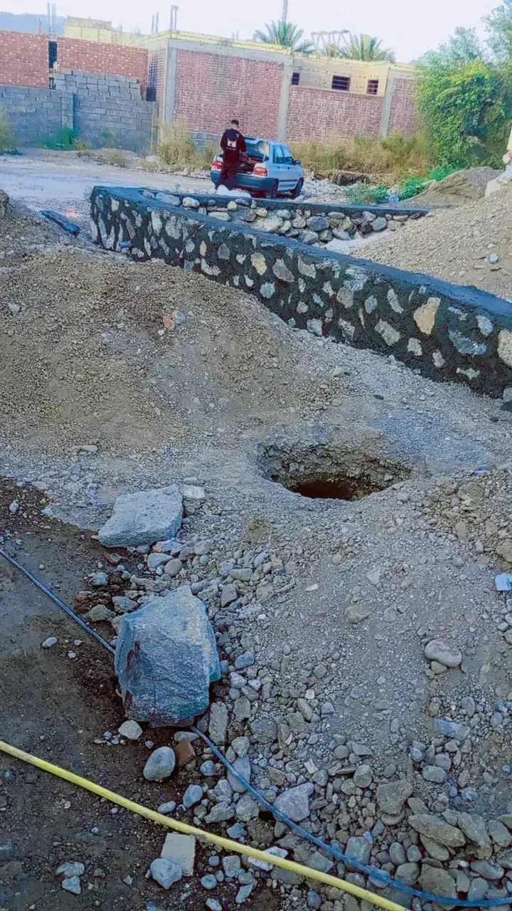 چاه کن فاضلاب آب|خدمات پیشه و مهارت|جیرفت, |دیوار