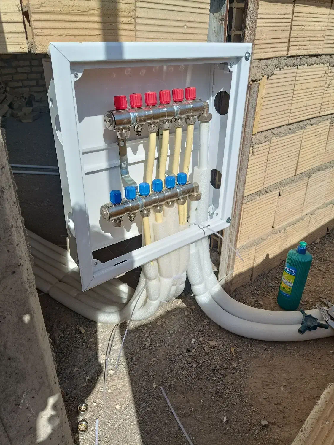 تعویض آبگرمکن لوله کشی آب و فاضلاب|آبگرمکن، پکیج، شوفاژ|تاکستان, |دیوار