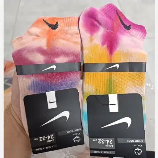 ۳ تا جوراب بخر یک کلاه رایگان ببر|لباس|شیراز, شهرک ترکان|دیوار