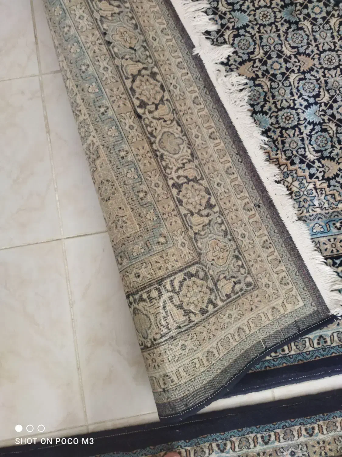 دو عدد فرش|فرش|پرند, فاز ۵|دیوار