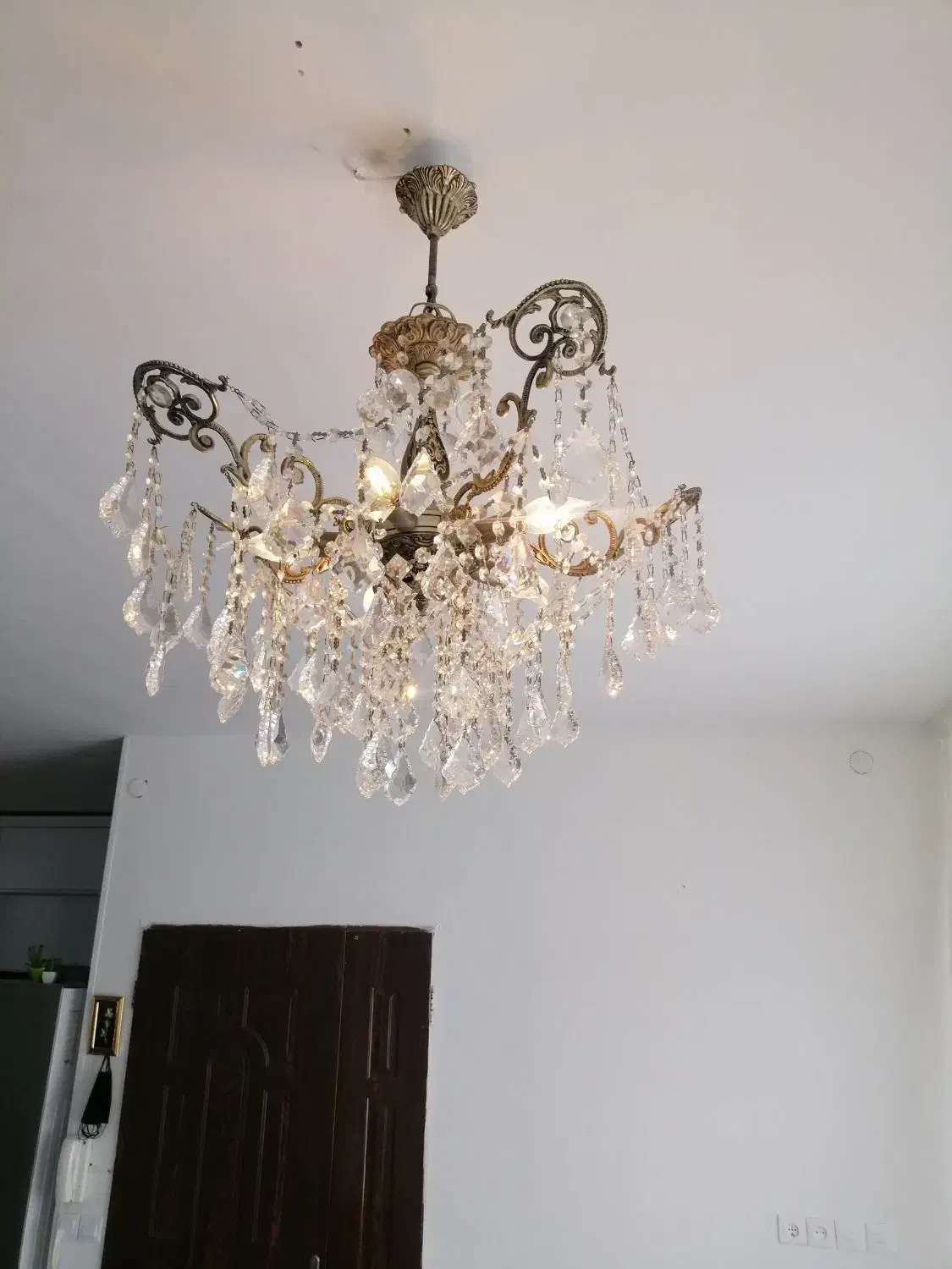 لوسترجنس برنج کریستال همه از مرغوبترین واصل|لوستر و چراغ آویز|مشهد, رضاشهر|دیوار