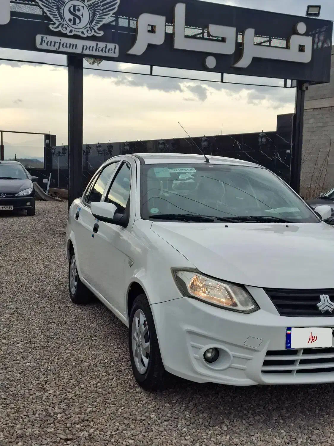 ساینا مدل ۱۴۰۱بدون رنگ|خودرو سواری و وانت|شفت, |دیوار