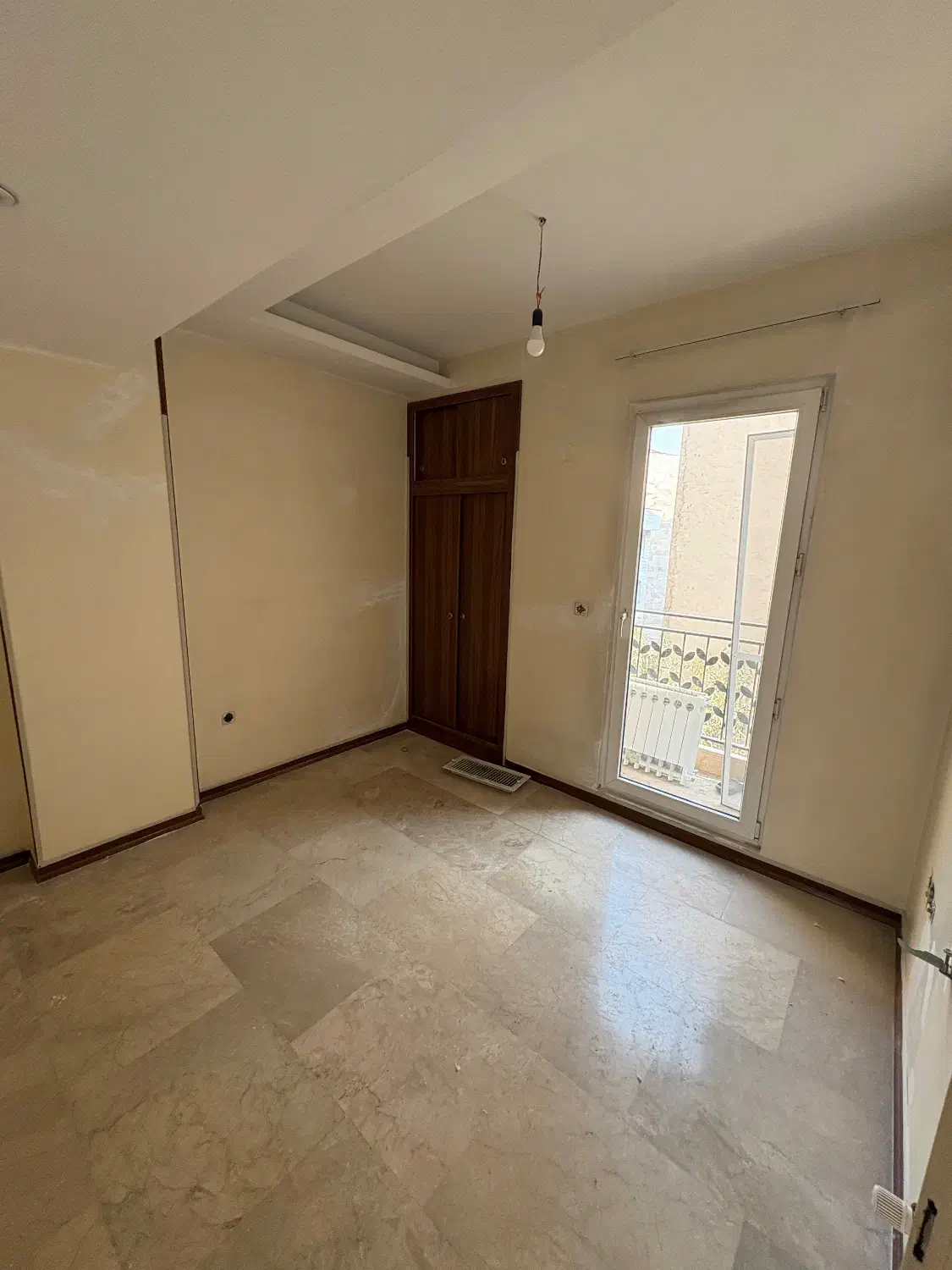 ۱۰۰ متر ۲ خواب نوساز تکواحدی/ خیابان سامان