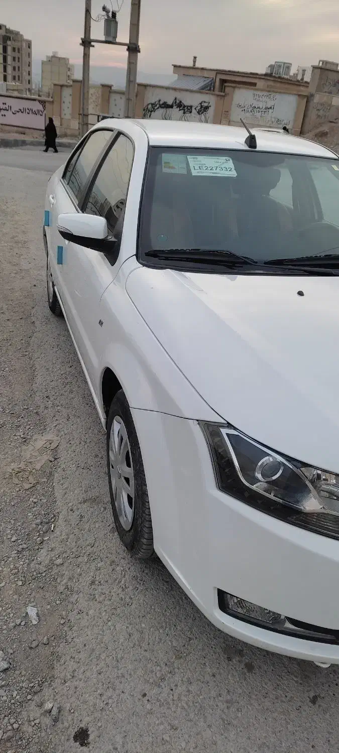 دنا معمولی مدل99|خودرو سواری و وانت|کرمانشاه, |دیوار