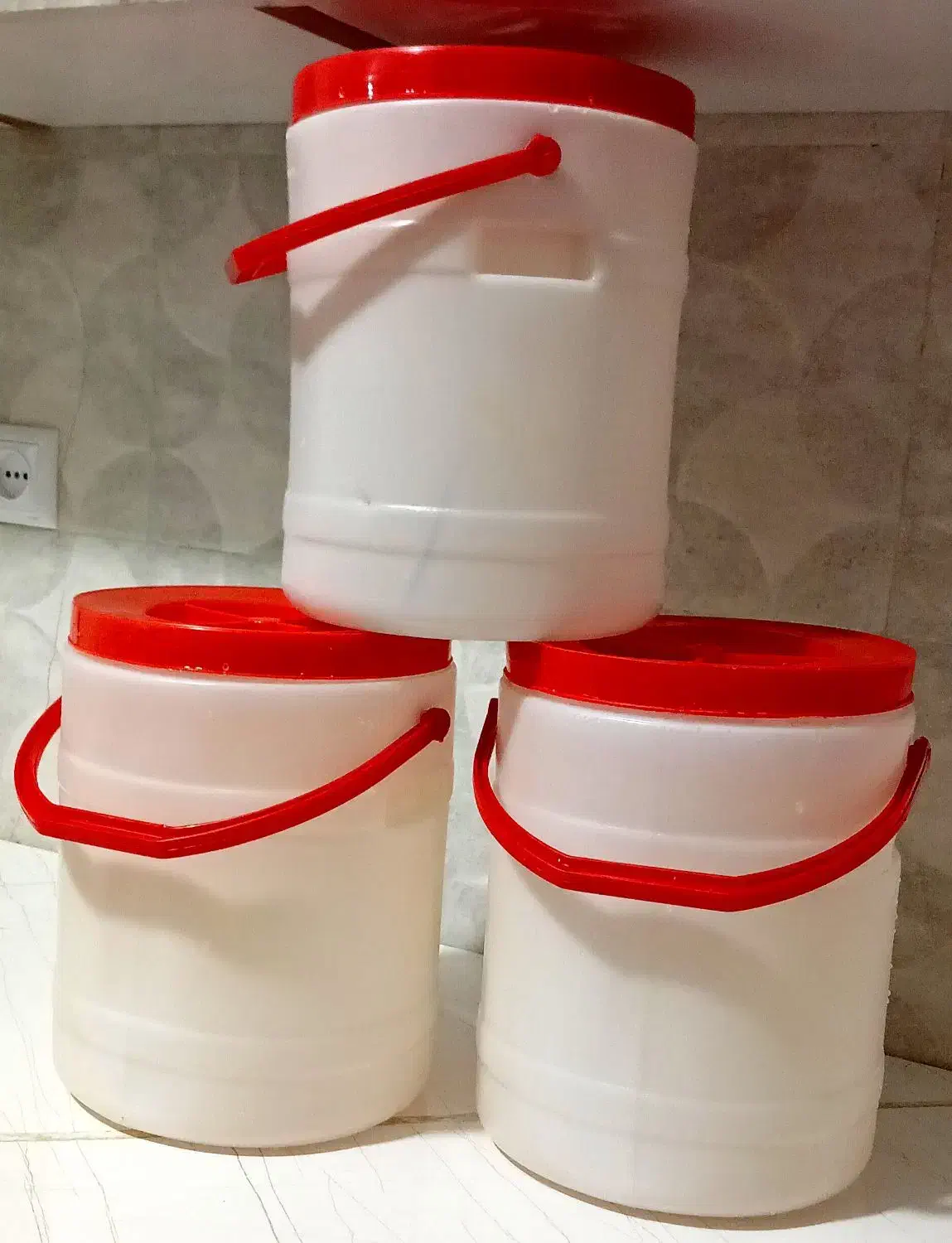 خانه و آشپزخانه|ظروف نگهدارنده، پلاستیکی، یکبارمصرف|کاشان, شهرک انقلاب|دیوار