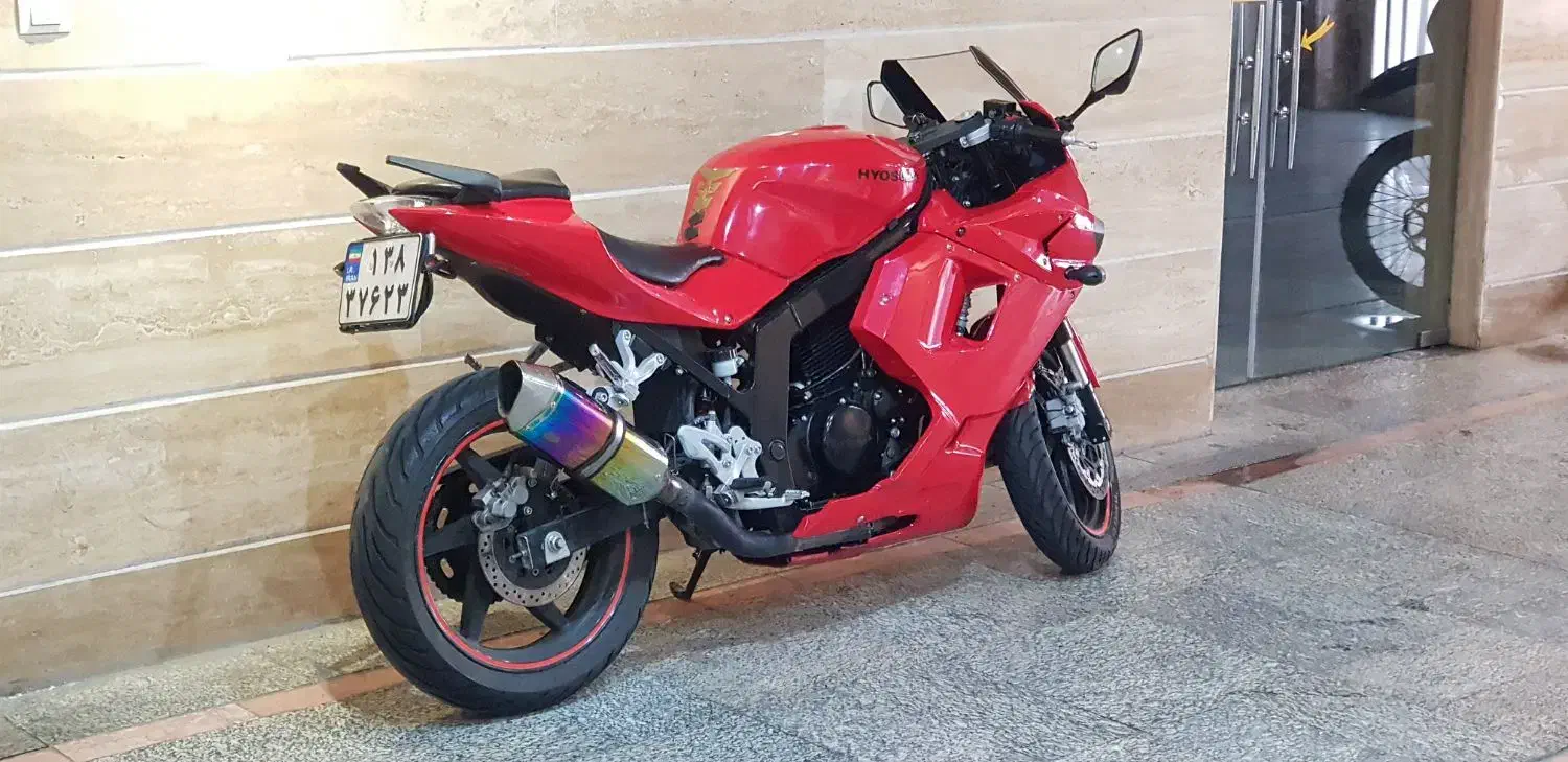 هیوسانگ ۲۵۰ gtr قرمز کم کار|موتورسیکلت|تهران, مجیدآباد|دیوار