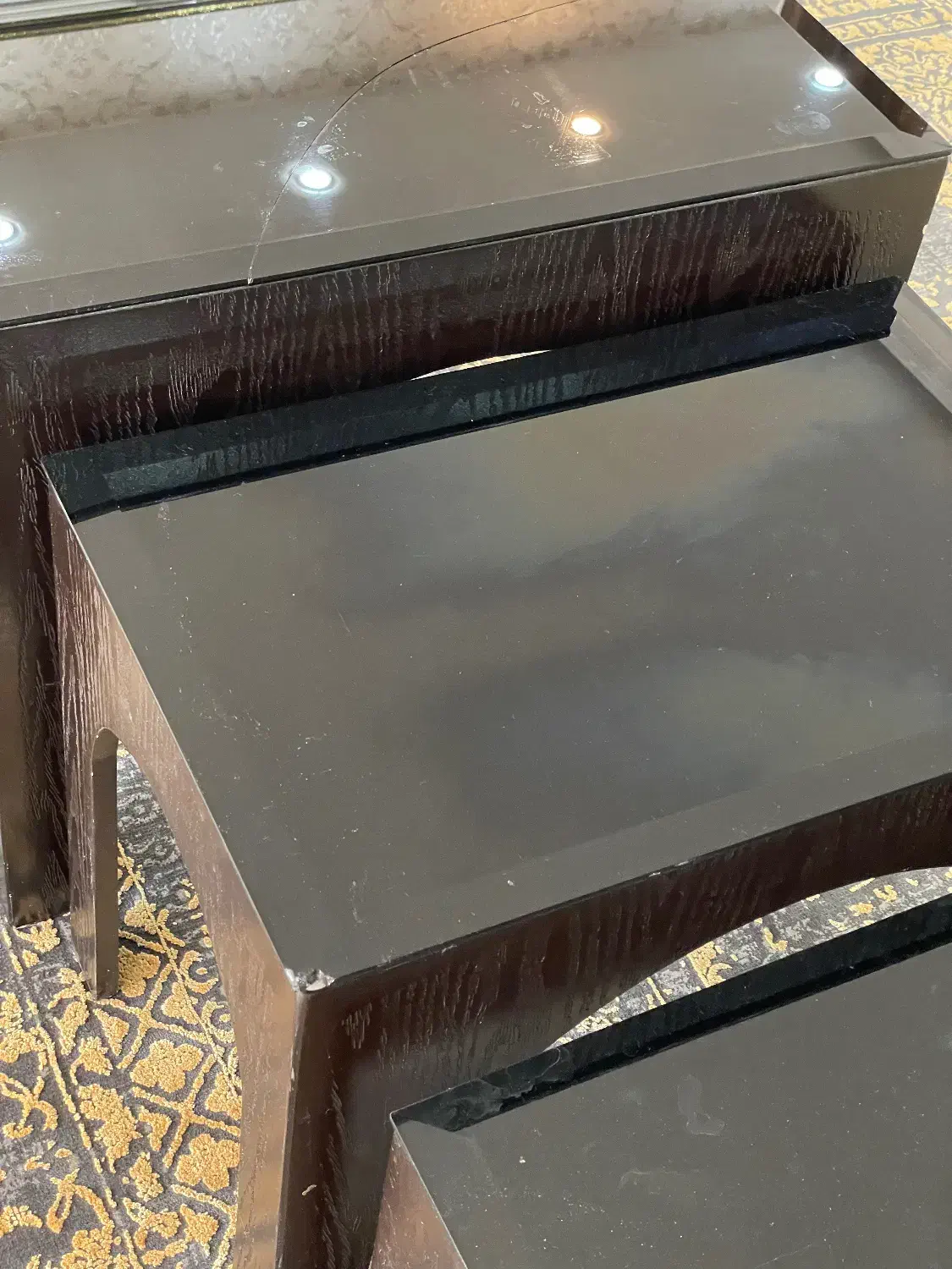 عسلی|مبلمان خانگی و میز عسلی|فولادشهر, B4|دیوار