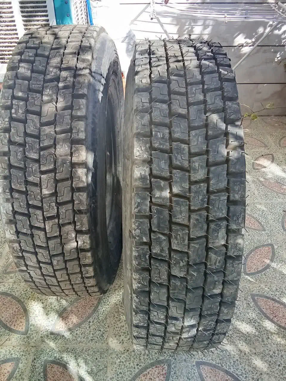 لاستیک روکش نو|قطعات یدکی و لوازم جانبی|باغ بهادران, |دیوار