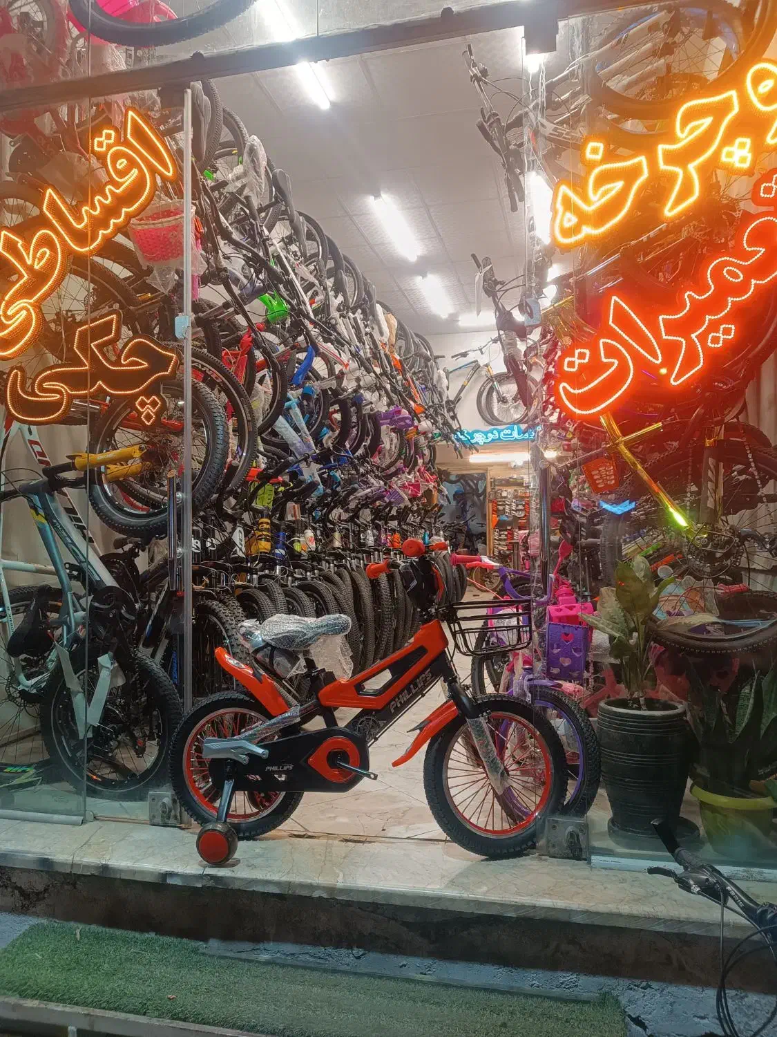 دوچرخه ۱۲و۱۶ و۲۰ و۲۴و۲۶دخترانه و پسرانه و بزرگسال|دوچرخه، اسکیت، اسکوتر|مشهد, زیبا شهر|دیوار