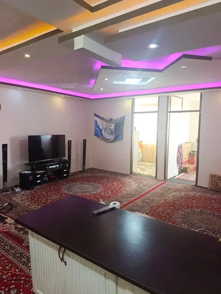 آپارتمان دوخوابه ۶۵ متر قیمت کل ۸۳۰ میلیون تومان|فروش آپارتمان|فولادشهر, A2|دیوار