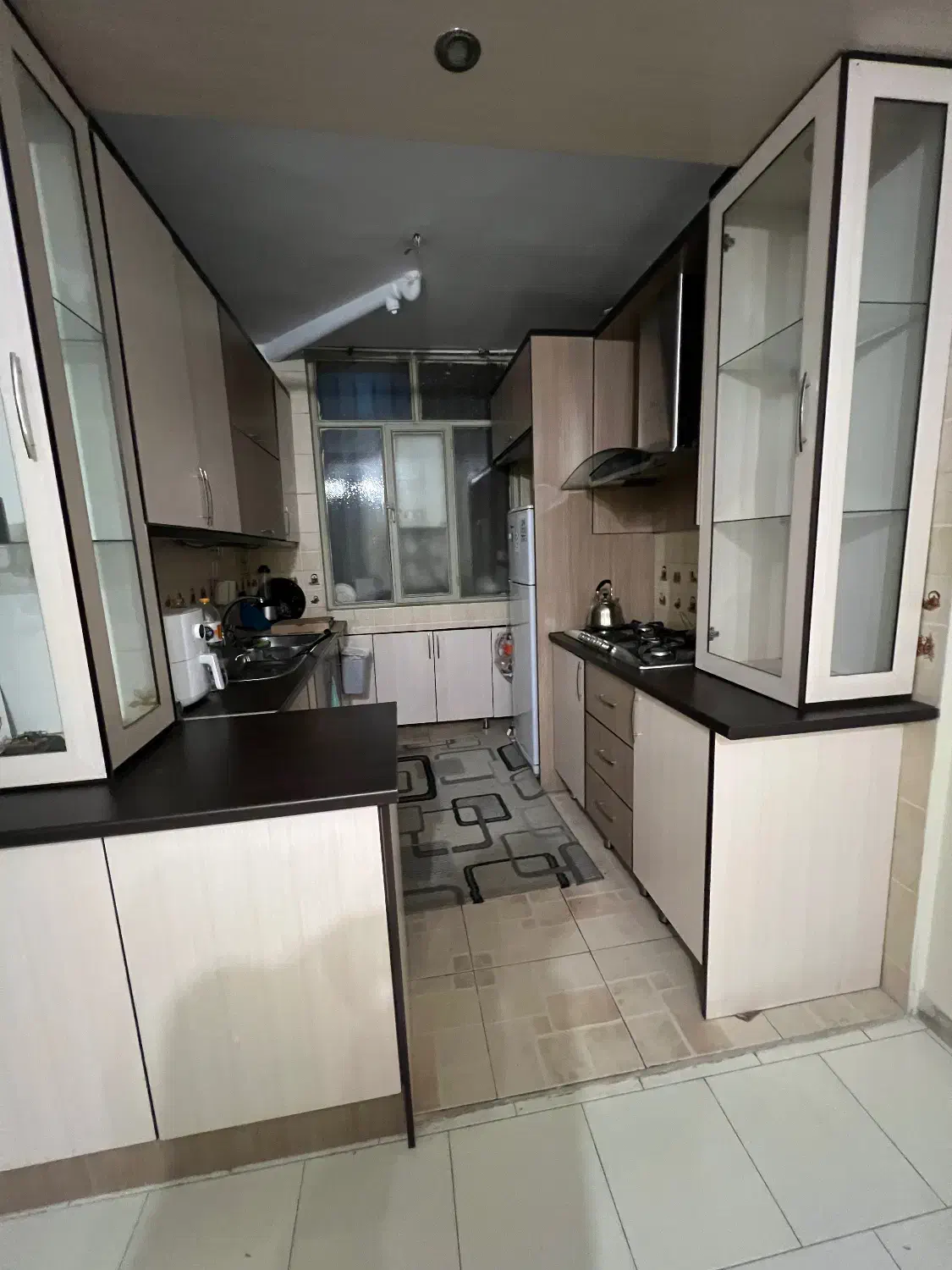 آپارتمان خوش نقشه بهترین لوکیشن|فروش آپارتمان|تهران, کاج|دیوار