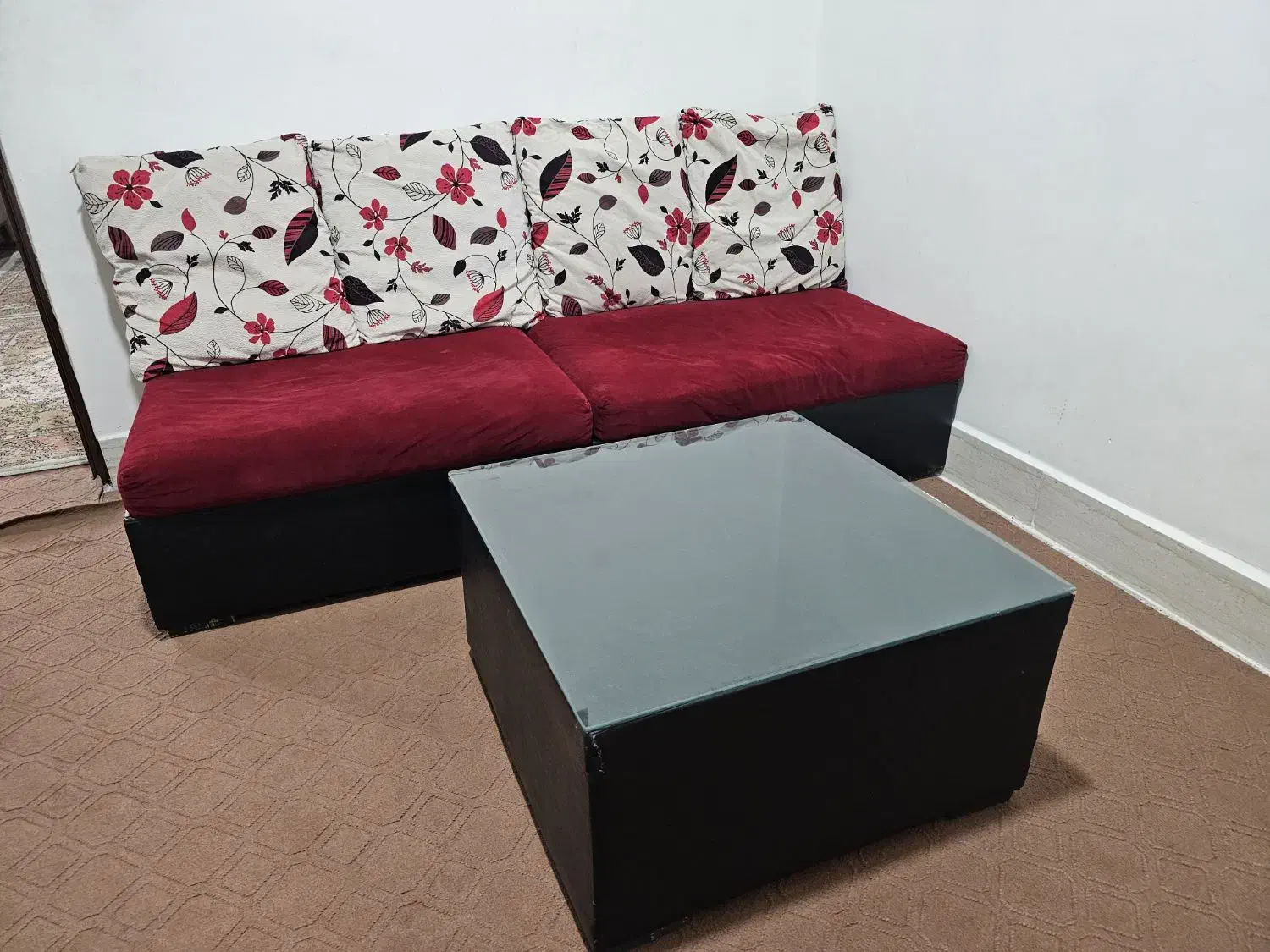 یه دست مبل راحتی 5نفره|مبلمان خانگی و میز عسلی|اندیمشک, |دیوار