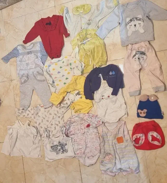 لباس نوزاد در فارسان|کفش و لباس بچه|فارسان, |دیوار