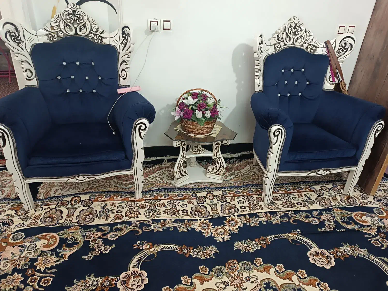 مبل سلطنتی نه نفره|مبلمان خانگی و میز عسلی|بروجرد, |دیوار