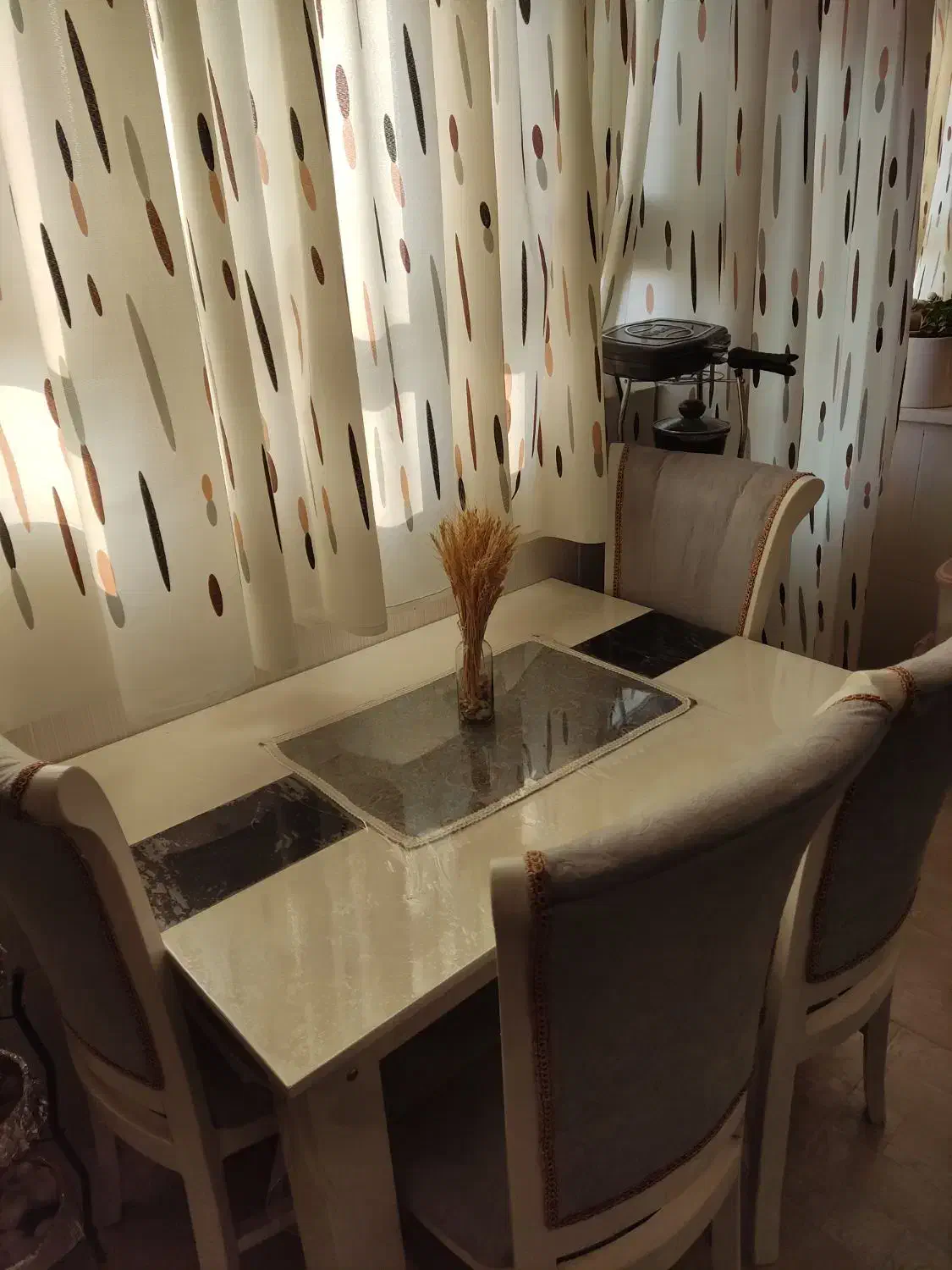 میز نهار خوری|میز و صندلی غذاخوری|بیرجند, |دیوار