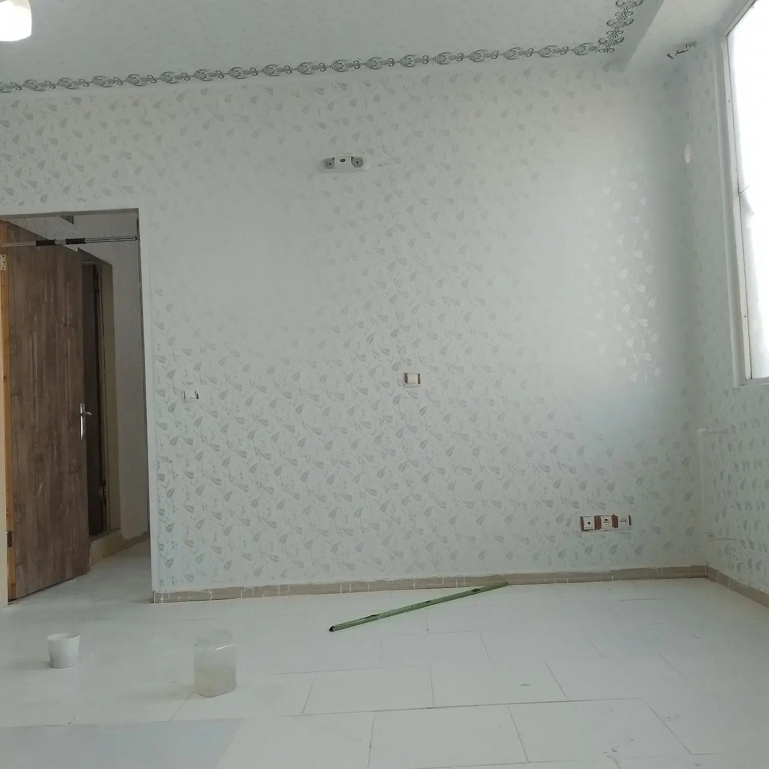 نقاشی طرح کاغذدیواری با بهترین کیفیت|خدمات پیشه و مهارت|کرج, حصارک بالا|دیوار