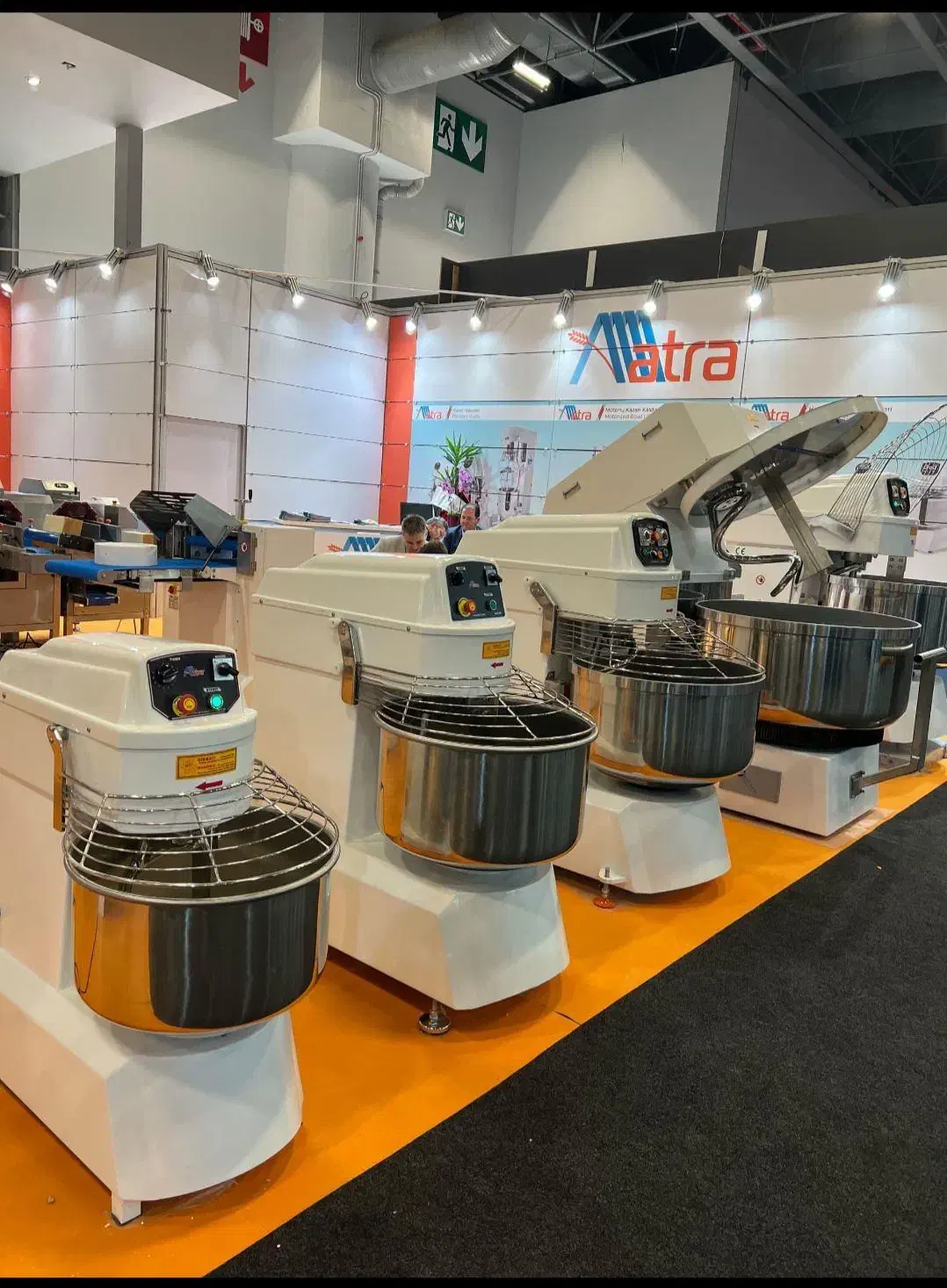 خمیرگیر فانتزی ترکیه ای|ماشین‌آلات صنعتی|شیراز, حومه شیراز|دیوار