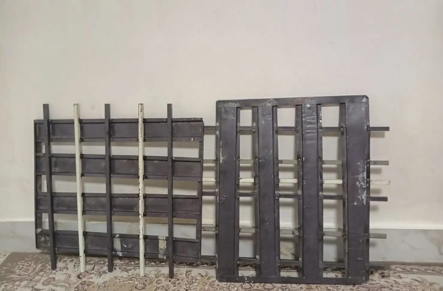 تخت خواب فلزی|تخت و سرویس خواب|خرم‌آباد, |دیوار