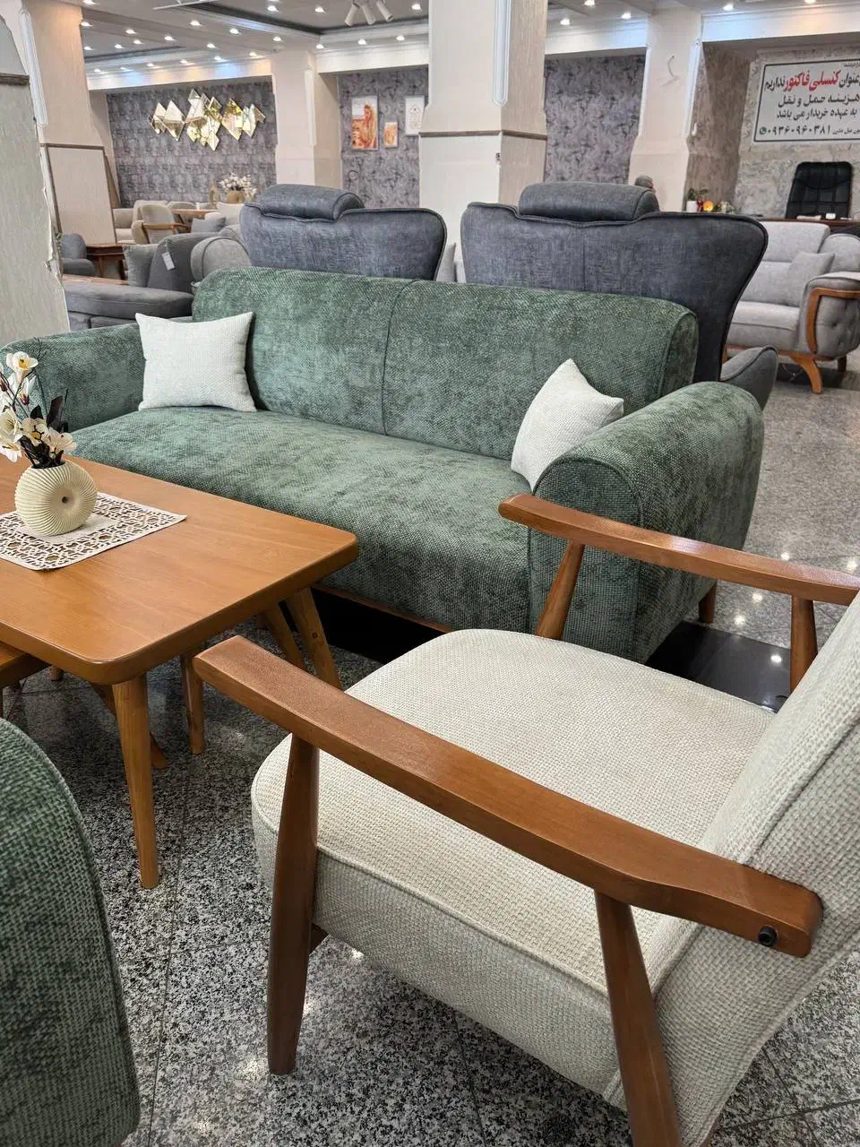 مبل به روز|مبلمان خانگی و میز عسلی|کرج, برغان|دیوار
