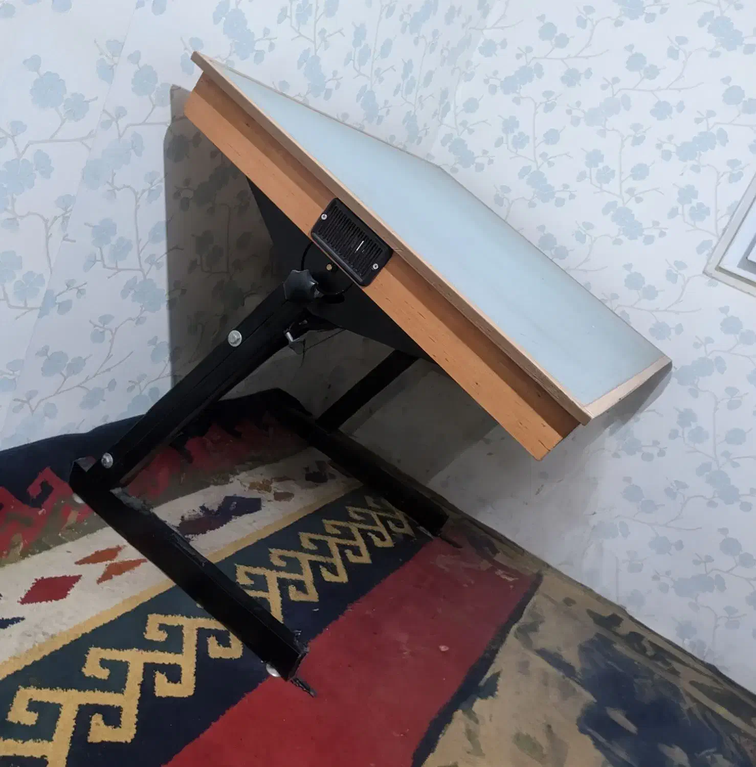 میز معماری دست ساز با نور سایز بزرگ|فروشگاه و مغازه|تهران, اقدسیه|دیوار