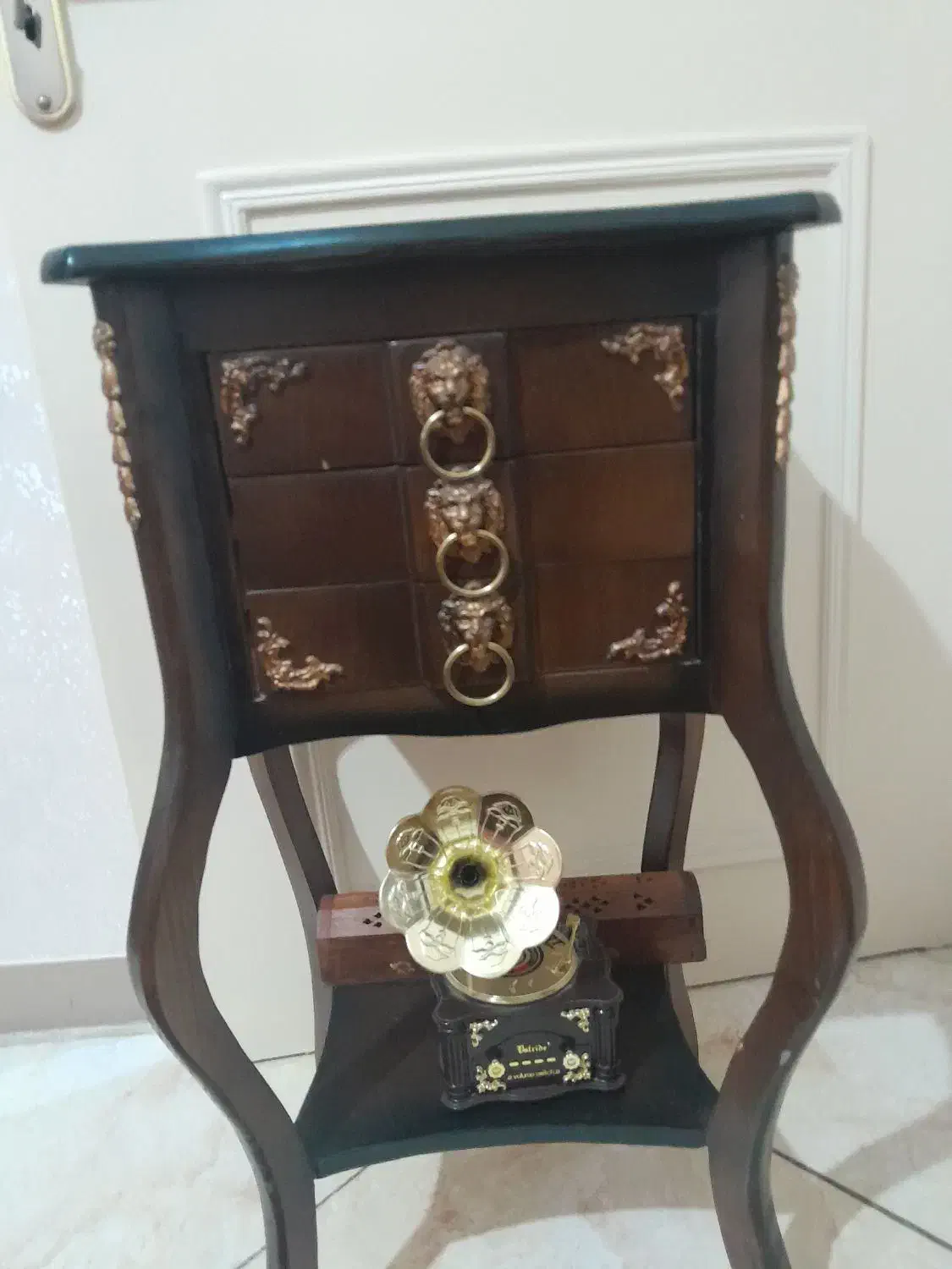 یک عدد میز تلفن|میز تلفن|اراک, |دیوار