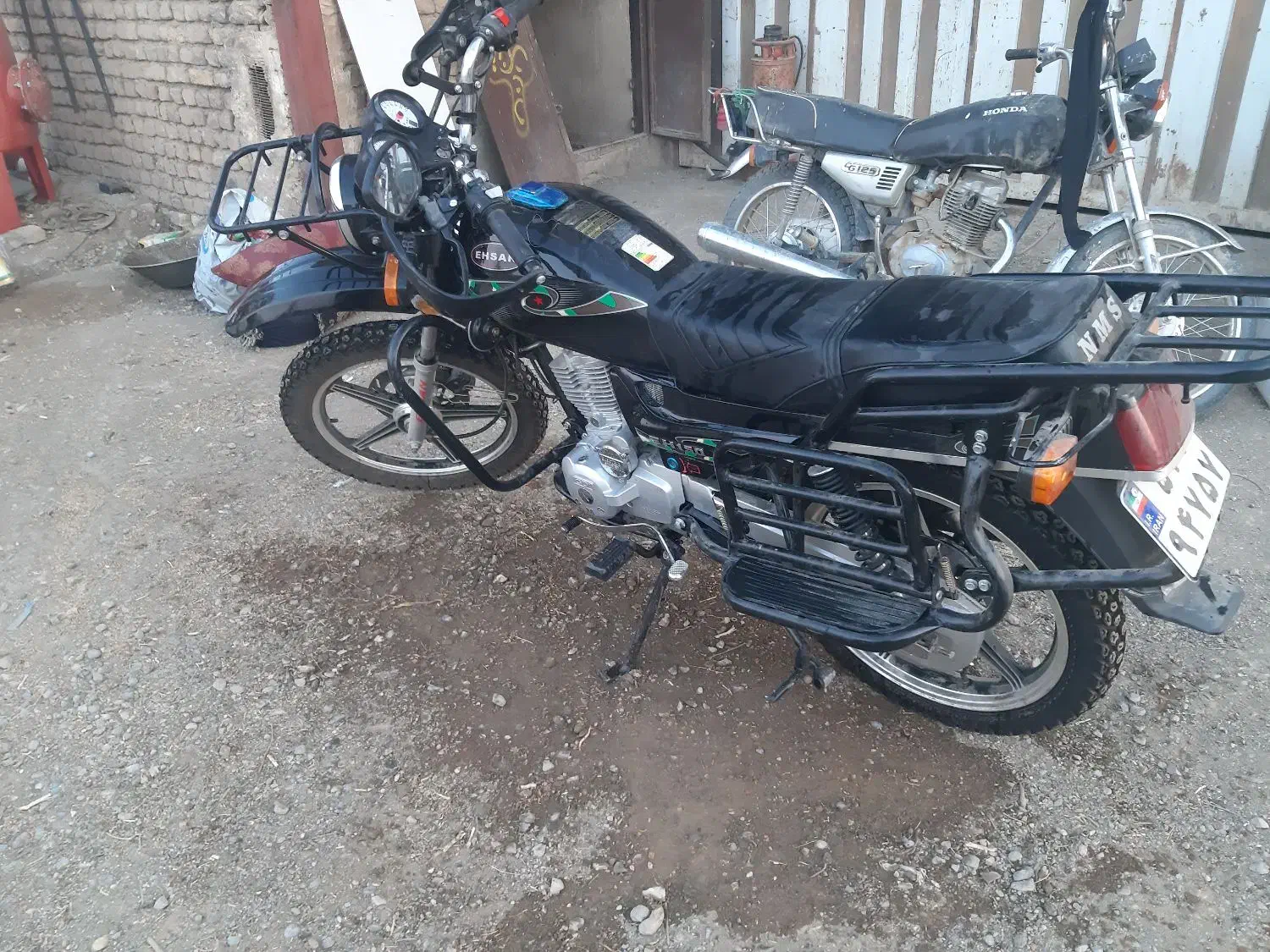 موتور احسان شکاری|موتورسیکلت|الیگودرز, |دیوار