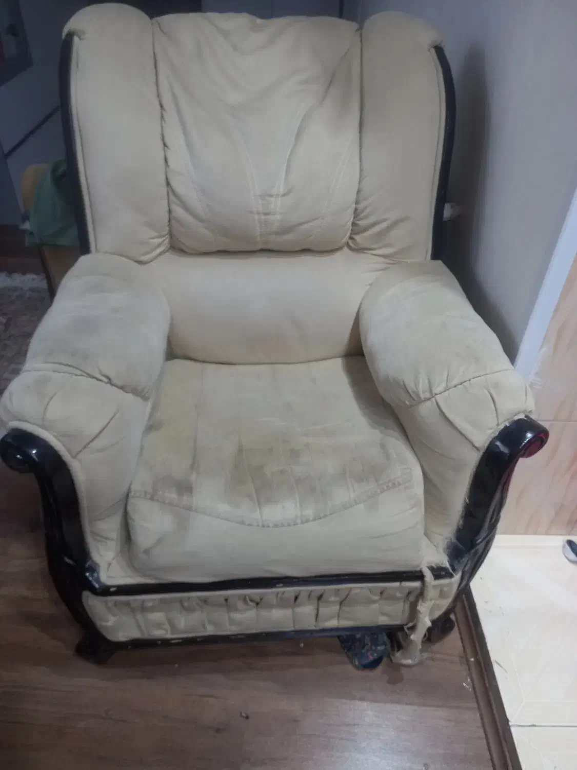 مبل کارکرده،رایگان|مبلمان خانگی و میز عسلی|تهران, بنیهاشم|دیوار