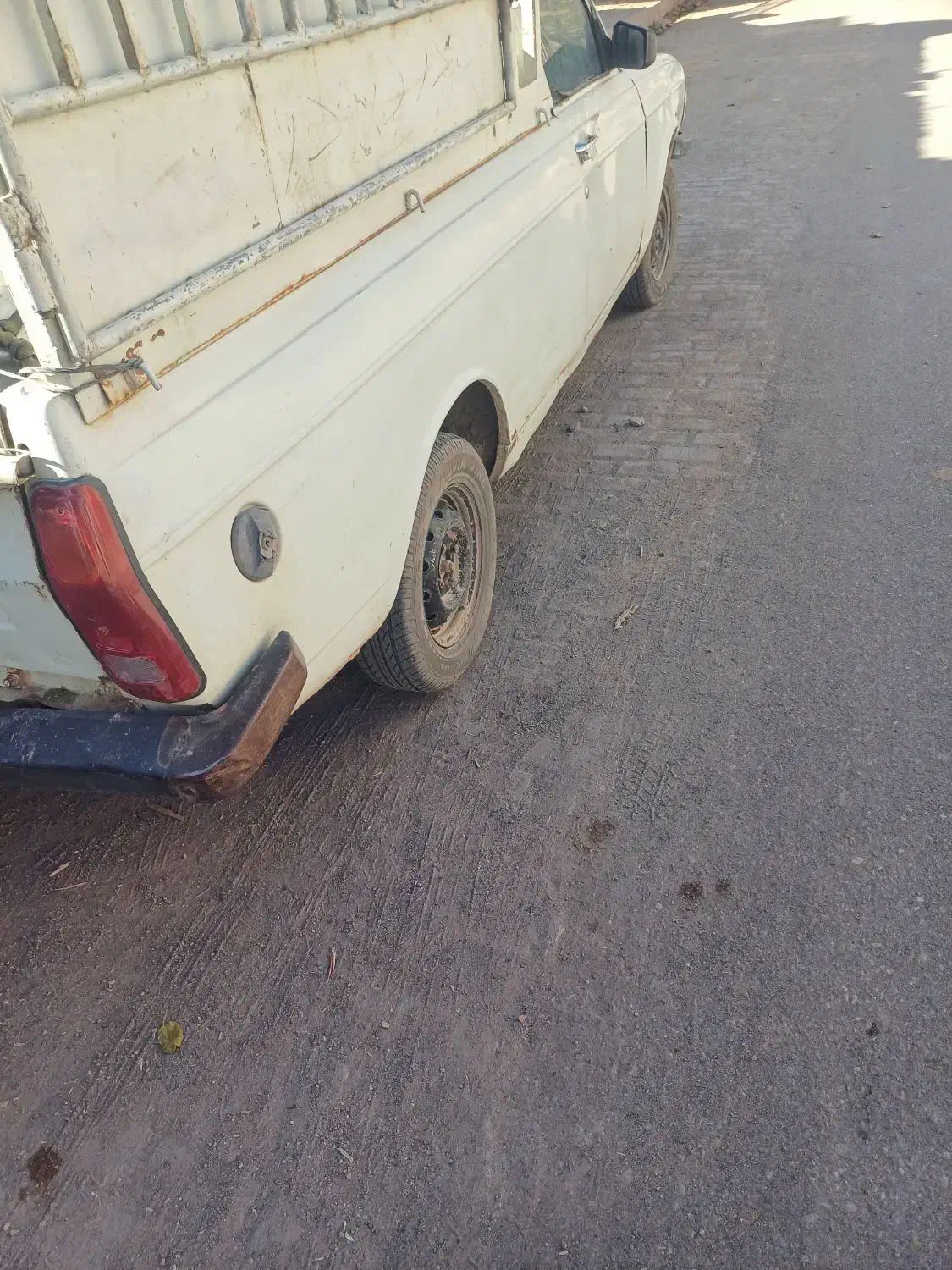 پیکان وانت|خودرو سواری و وانت|میان ولایت, |دیوار